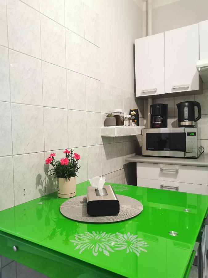 Two Bedrooms Apartment Faktura Fast Check-In 24H Rzeszow Ngoại thất bức ảnh