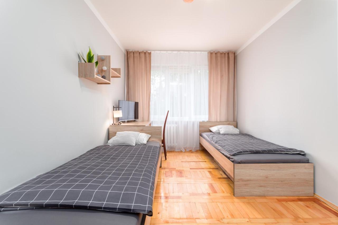 Two Bedrooms Apartment Faktura Fast Check-In 24H Rzeszow Ngoại thất bức ảnh